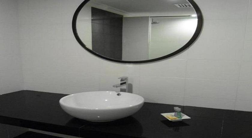 Regent Hotel Bintulu Esterno foto